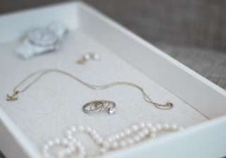 jewellery packing tips - India TV jewellery packing tips - India TV