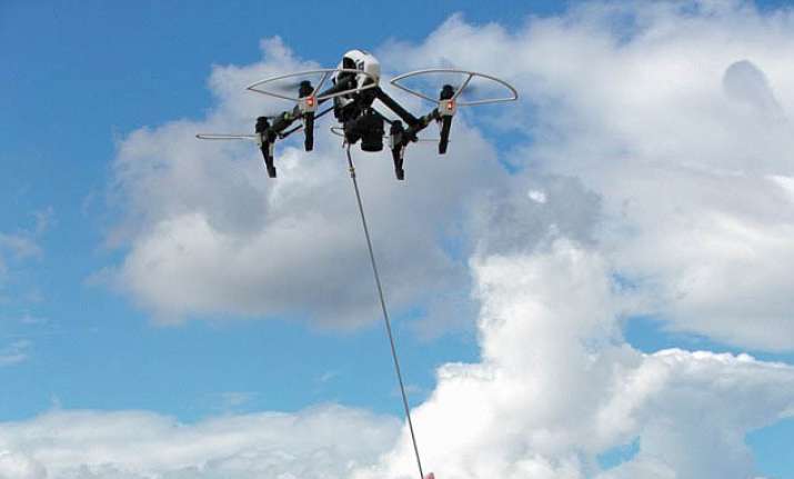 Ice cream drone tested at the beach