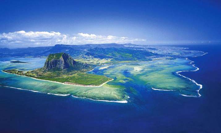 Scientists, Indian Ocean, Mauritius, Continent