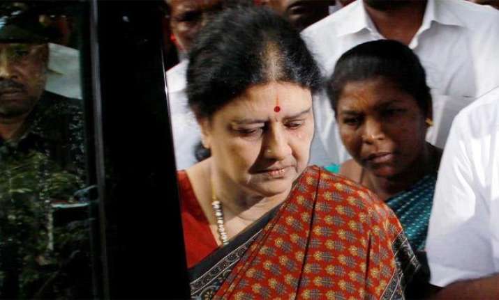 Sasikala, family to be kept away from party, Tamil Nadu