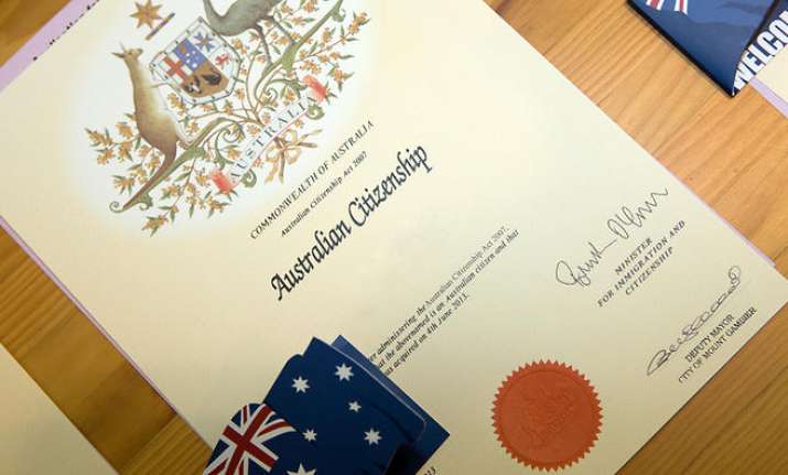 After scrapping 457 visa program, Australia unveils tougher