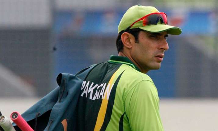 Misbah bids adieu to int’l cricket, regrets not leading