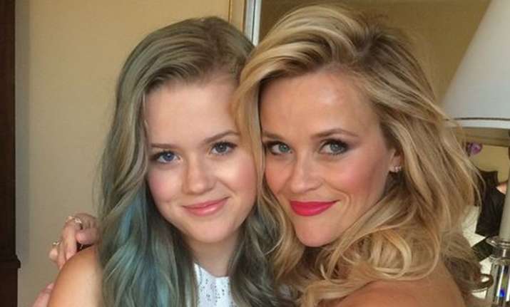 Which facial features are mostly inherited