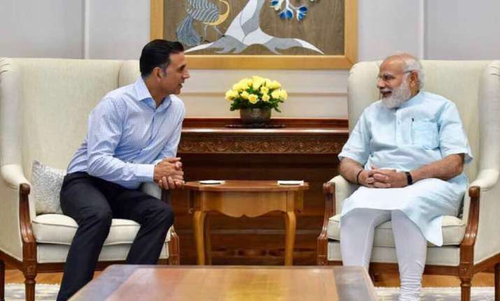 Akshay Kumar meets PM Modi: His smile at Toilet Ek Prem