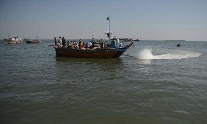BSF nabs 6 Pak fishermen from Sir Creek in Kutch