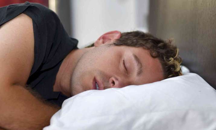 Less than 6 hours of sleep increases death risk