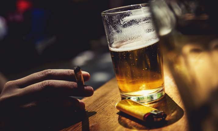 Alcohol Vs. Cigarettes: Which is more dangerous?