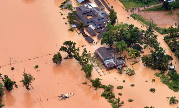 indiatv, sri lanka, floods, deployed, death, tolls