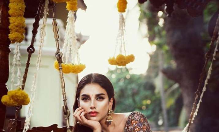 aditi rao hydari vogue wedding show 2017