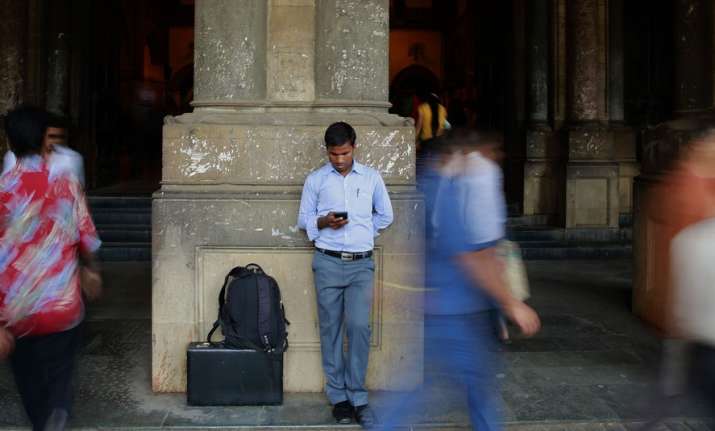 The number of Indian smartphone users is expected to reach