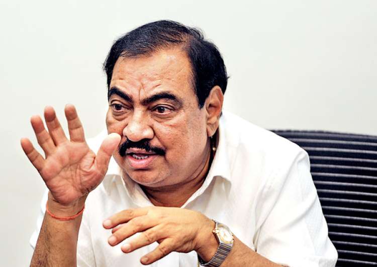 Khadse’s sacking imminent? Maha CM Fadnavis meets BJP ...