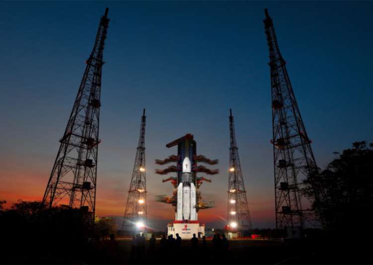 India launches heaviest rocket yet, joins elite club
