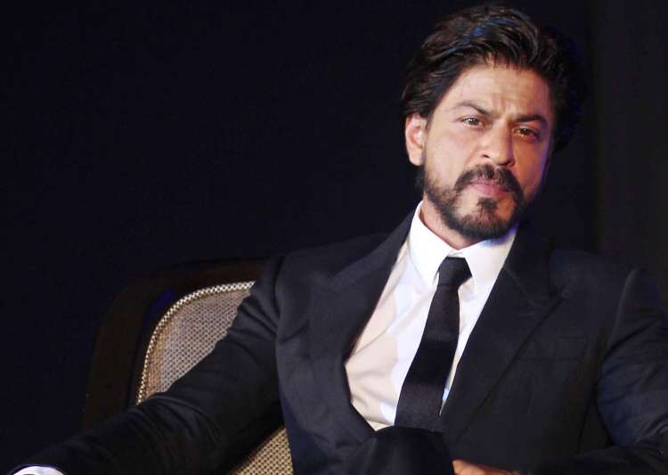 Shah Rukh Khan turns real life guide at Mehrangarh fort Shah Rukh Khan turns real life guide at Mehrangarh fort