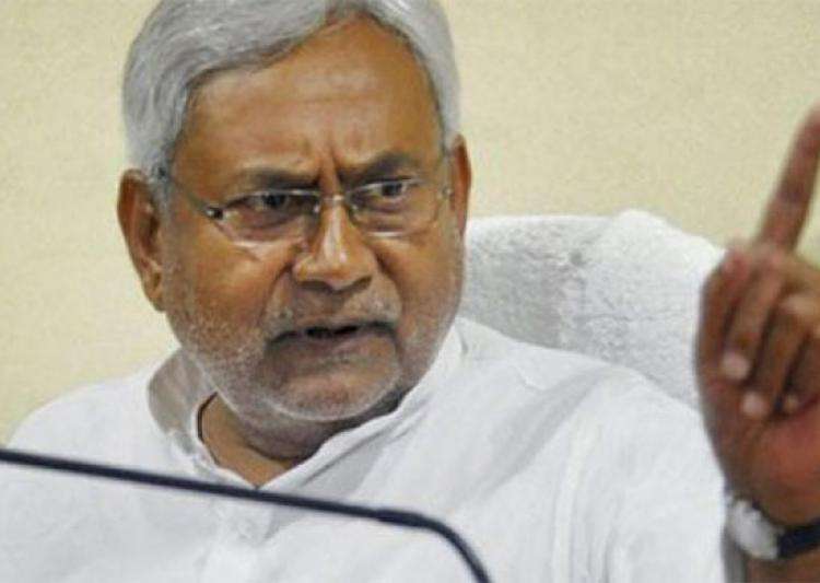Nitish wants Tejashwi to rebut charges, says alliance won't break Nitish wants Tejashwi to rebut charges, says alliance won't break