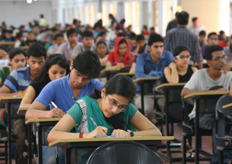 IIT JEE (Advanced) to go completely online from next year IIT JEE (Advanced) to go completely online from next year