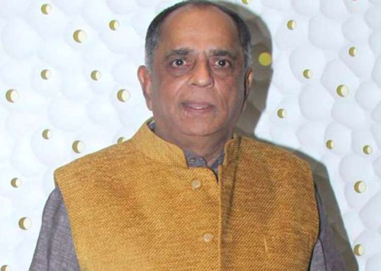 Pahlaj Nihalani sacked Top 5 controversies trigged by Pahlaj Nihalani sacked Top 5 controversies trigged by