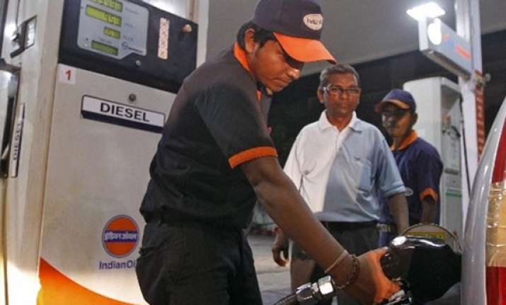 diesel price will be raised 40 50 paisa/litre every month