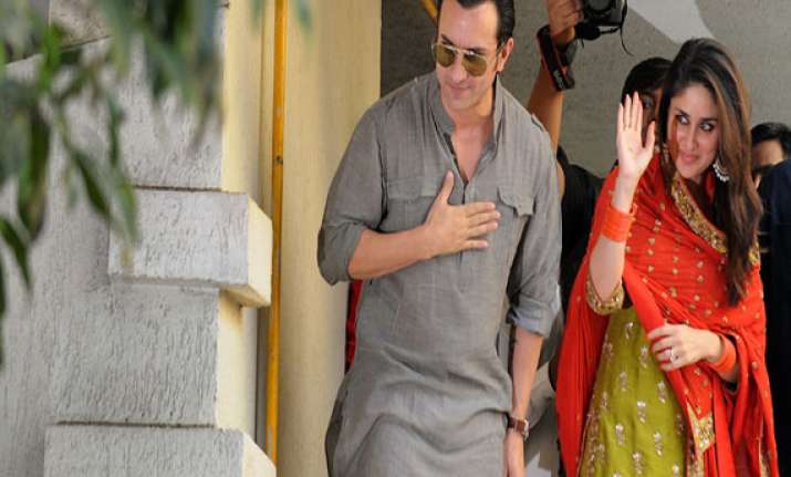 bollywood stars glitter at saif kareena wedding reception