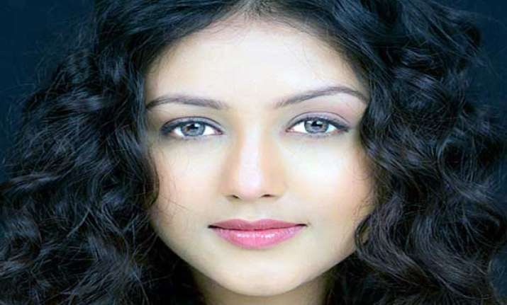 ghai finds his kaanchi in bengali girl mishti