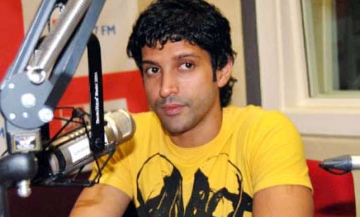i have no aspirations to become a singer farhan akhtar