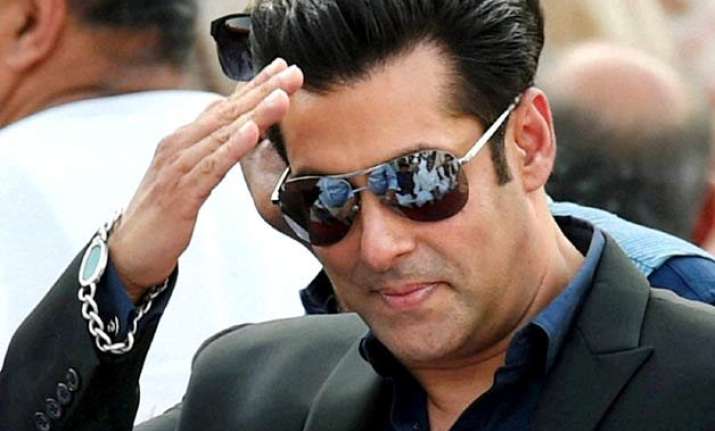 Salman Khan reveals his favourite hero - IndiaTV News