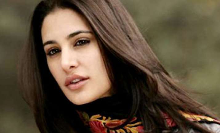 Nargis Fakhri Feels More Comfortable In Bollywood Than Hollywood