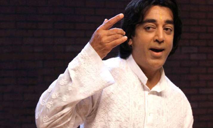 vishwaroopam stopped in ap over security issues released in