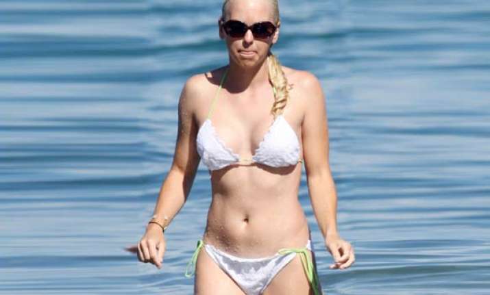 anna faris thinks new zealand men are vulgar