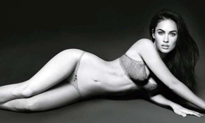 megan fox turns up the heat in new armani advert