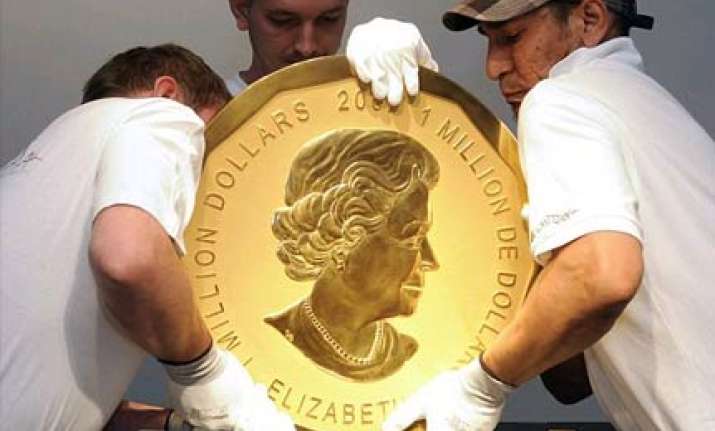 world s biggest gold coin auctioned for 2.68m