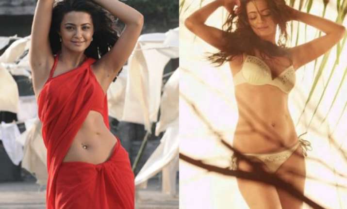 Cineden Keerthi Chawla Hot Photo Still In Red Bikini Hot Sex Picture