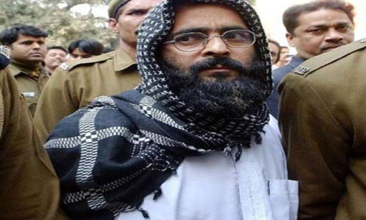afzal guru s belongings to be returned to his family