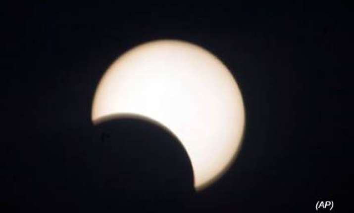 asians watch millennium s longest solar eclipse