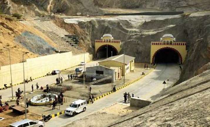 pm sonia inaugurate jaipur tunnel