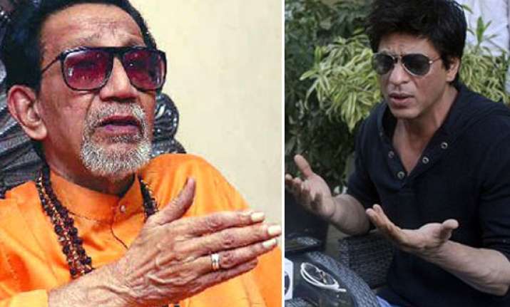 shah rukh has congress s protection says bal thackeray