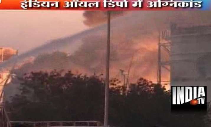 three killed in indian oil terminal fire
