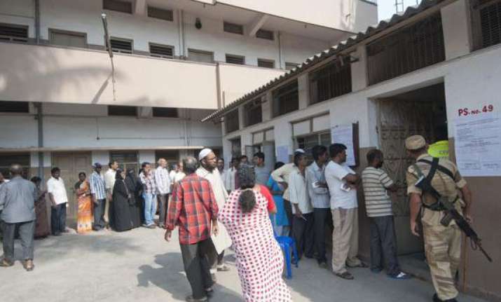 exit polls on target in karnataka