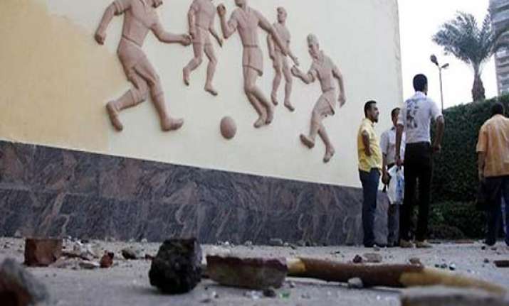 16 die in egypt riot after soccer violence verdict