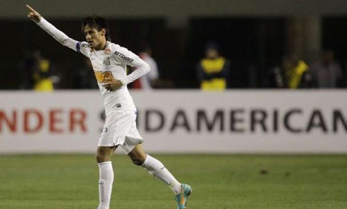 sao paulo defeats universidad de chile 2 0