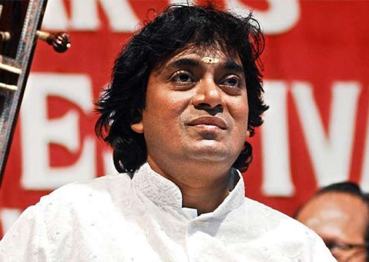 Mandolin Srinivas passes away, Bollywood expresses grief