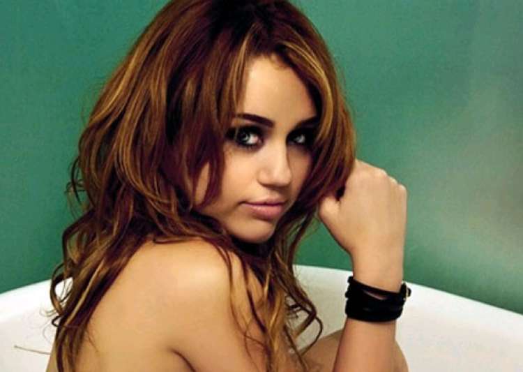 Miley Cyrus Goes Nude For Charity See Pics