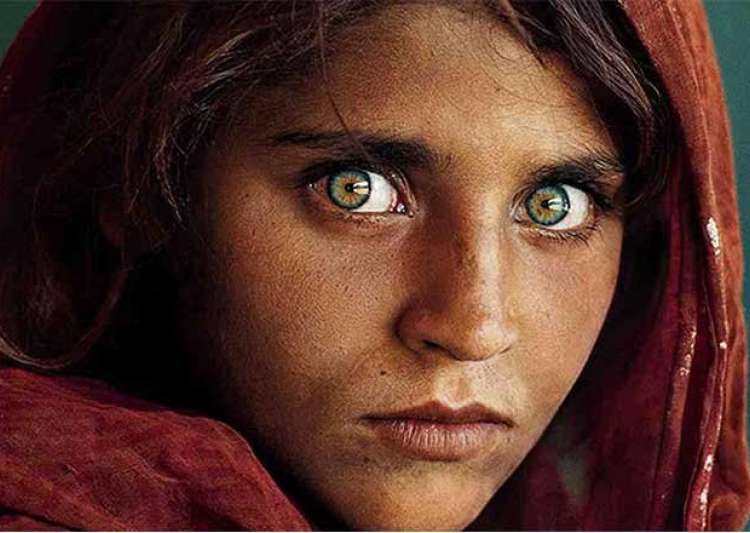 National Geographic Afghan Girl Living In Pakistan On False Papers 