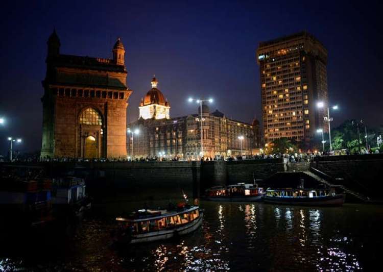 top 10 places that you must visit in Mumbai, the city of dreams