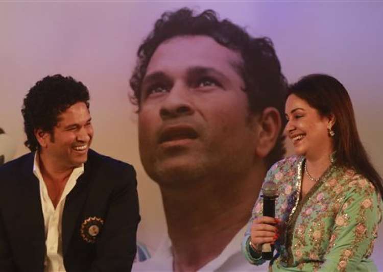 how anjali fell for a 17 year <b>old sachin</b> tendulkar watch- India Tv - IndiaTvaffda1_main_photo