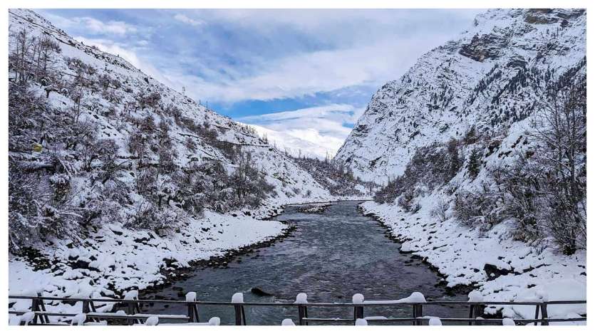 Beautiful Snowcapped Mountains White Cloaked Towns Shimla Manali All