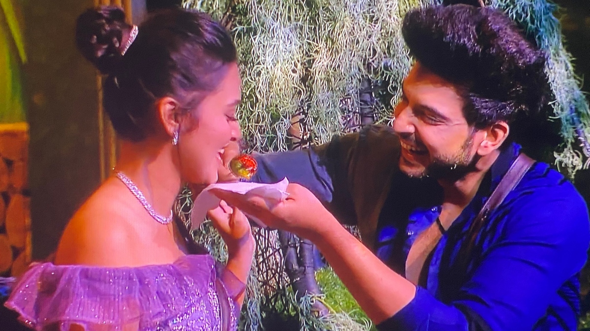 Bigg Boss Karan Kundrra Confesses Having Crush On Tejasswi Prakash