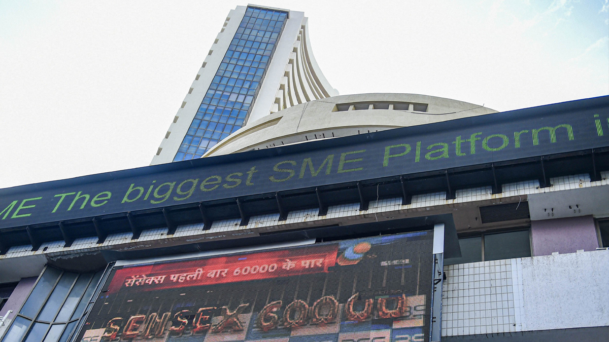 Sensex Tumbles Over 500 Points On Profit Booking Nifty Ends Below