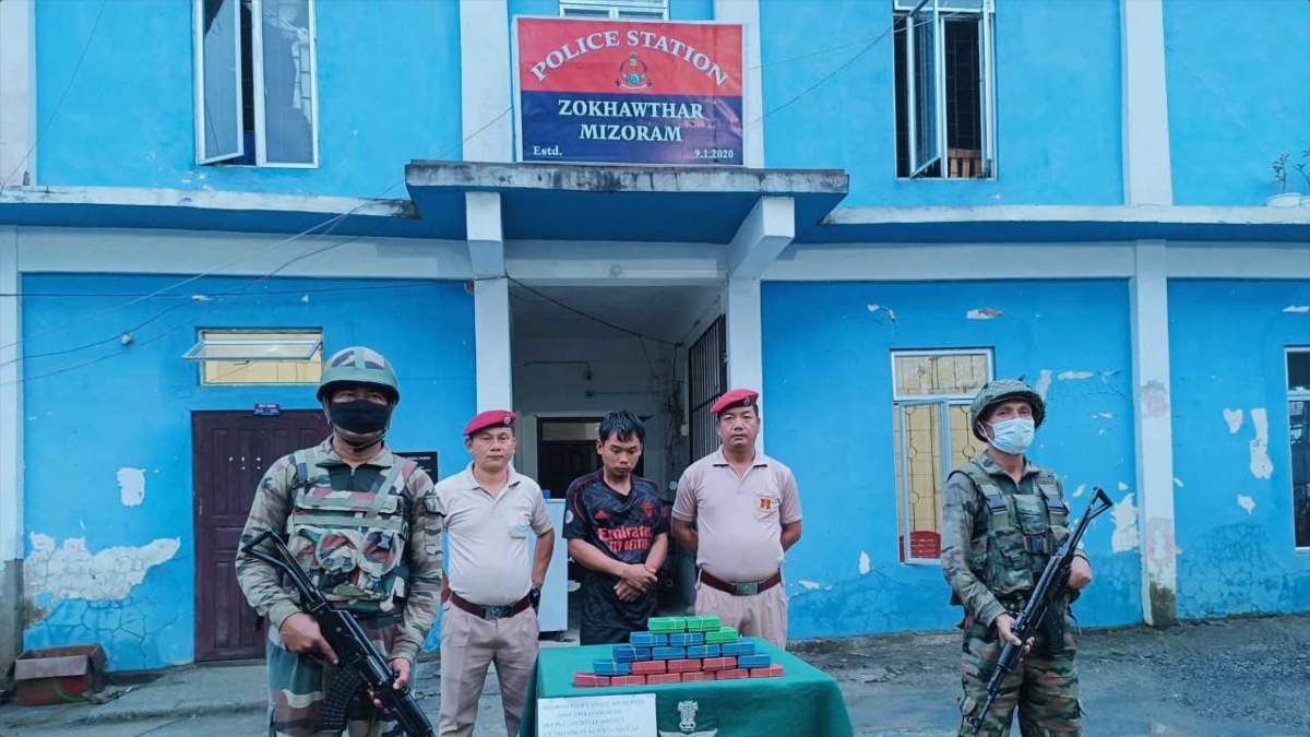 Mizoram Assam Rifles Seize Drugs Worth Rs 1 65 Crore In Champai One