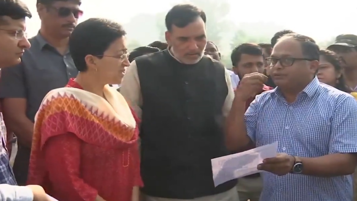 Delhi CM Atishi Environment Minister Gopal Rai Inspect Anand Vihar