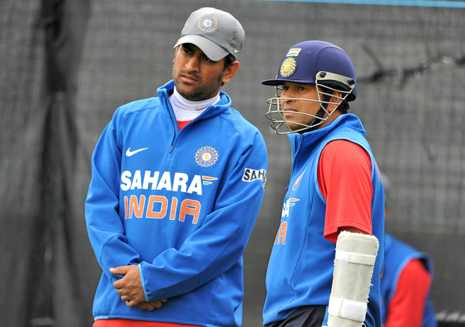 Tendulkar, Gavaskar lead world cricket to pay tributes to